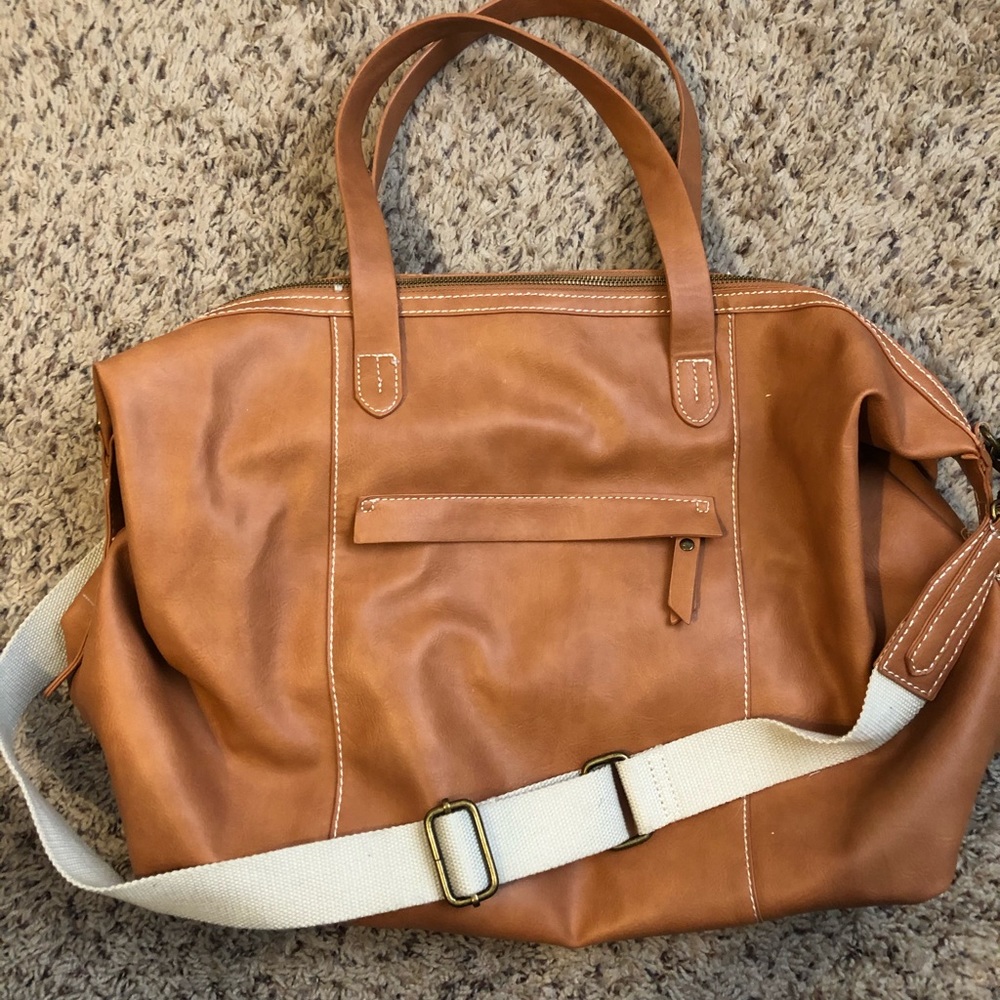 Universal Thread Weekend Duffel Bag